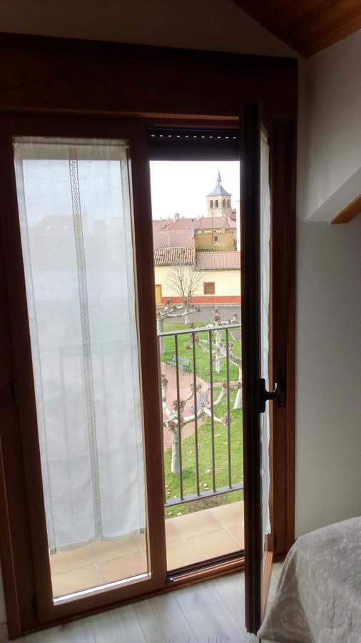 La Casa De Los Soportales Мансілья-де-лас-Мулас Екстер'єр фото