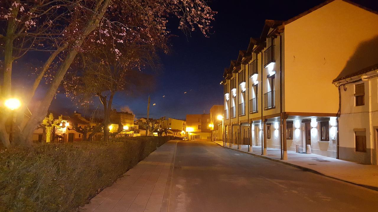 La Casa De Los Soportales Мансілья-де-лас-Мулас Екстер'єр фото
